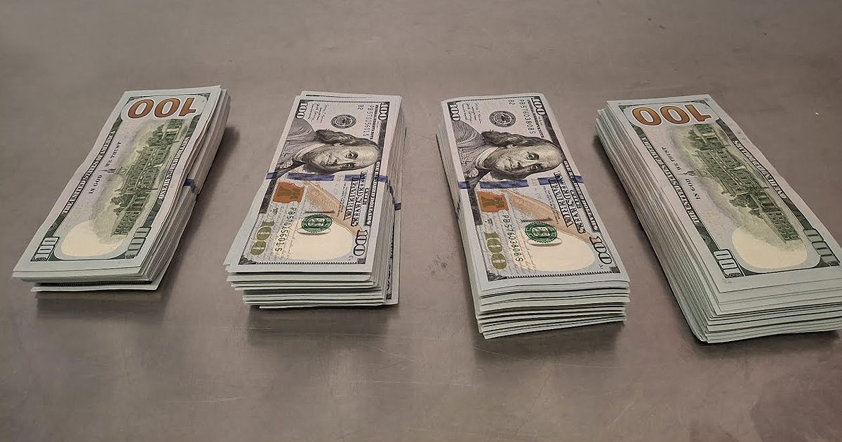 O rusoaică a încercat să scoată ilegal din Moldova aproape 40.000 de dolari.