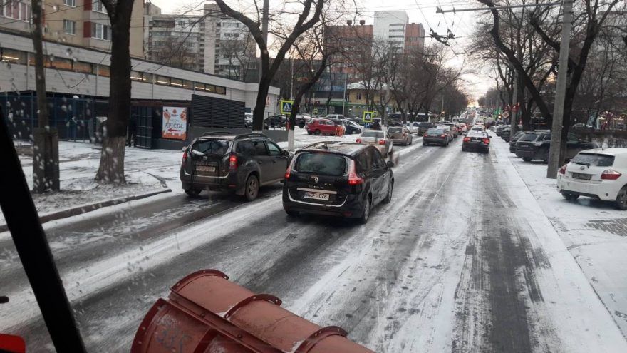 Примар о гололёде в Кишинёве: Все службы работают.
