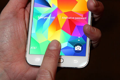Защита по отпечатку пальца смартфонов Samsung оказалась бесполезной.