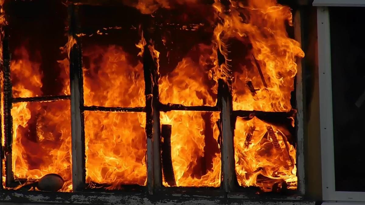 Нарушение правил эксплуатации печи стало причиной пожаров в Григориополе и Суклее.