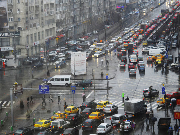 Uniunea Europeană va introduce noi teste pentru emisiile maşinilor. 