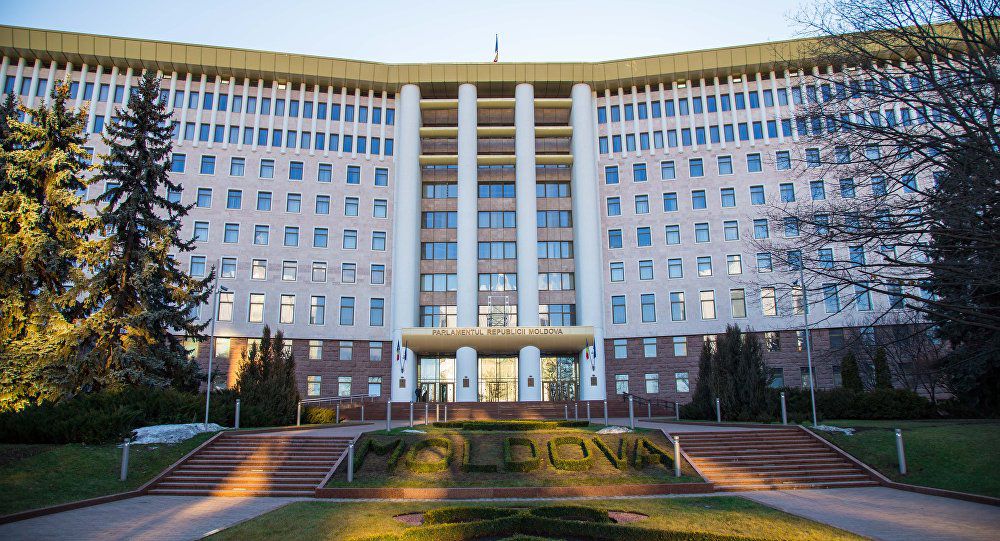 В Молдове уже около полугода проходят антиправительственные протесты левой оппозиции.