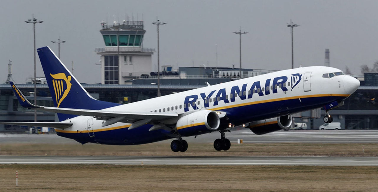RyanAir обвинила конкурентов в Европе в попытке лишить ее лицензии.