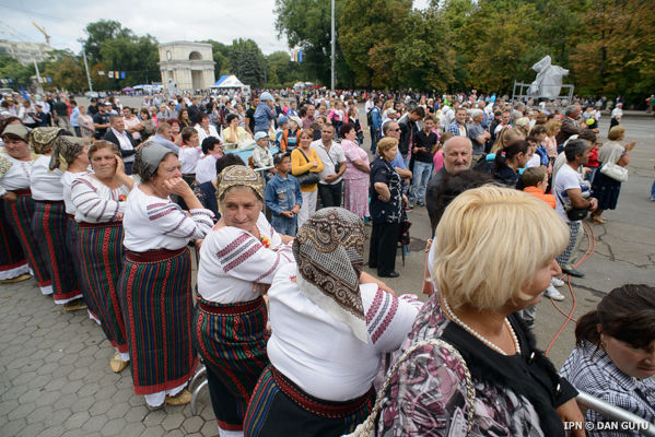 Проект инициирован в партнерстве с Домом румынского языка им. Никиты Стэнеску.