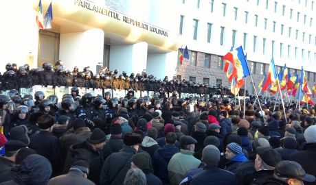 От лидеров протестующих требуют 750 тысяч для возмещения ущерба.