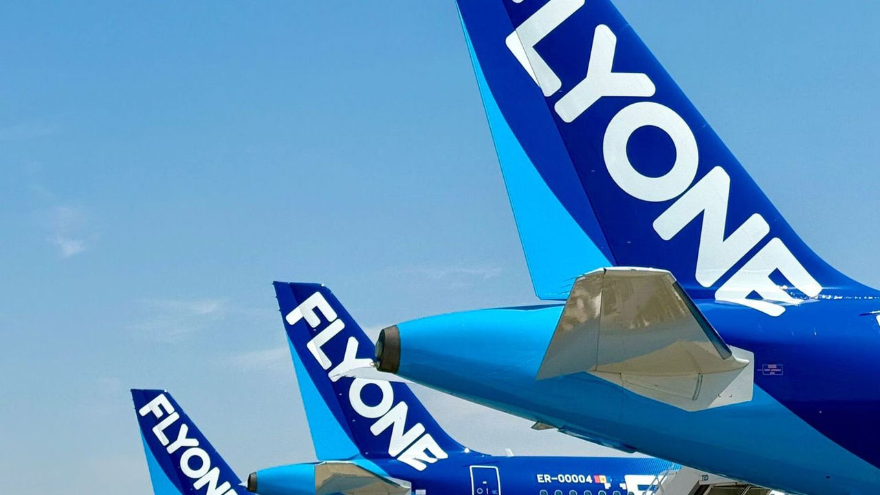 FlyOne оспаривает решения Совета по рассмотрению инвестиций.