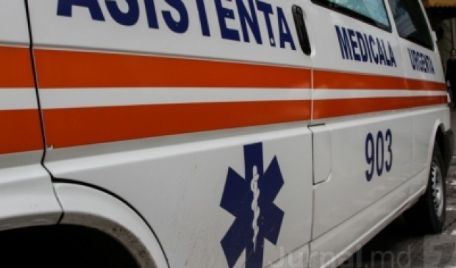 Trei tinere au ajuns la spital, după ce s-au intoxicat cu un spray lacrimogen, într-un bar din sectorul Ciocana al capitalei.
