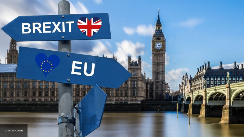 На сайте британского парламента набирает популярность петиция об отмене Brexit.