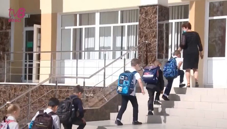 В школах и детских садах Молдовы более двух тысяч свободных вакансий.