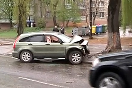 С многочисленными травмами девушку доставили в больницу.