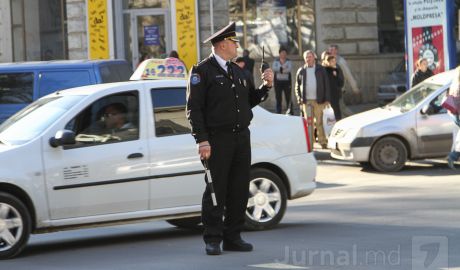 Șoferi privaţi de dreptul de a conduce, șofează în continuare. Foto: jurnal.md