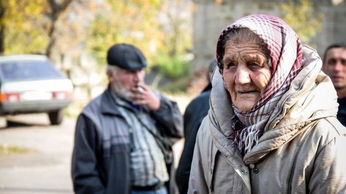 560 тысяч пожилых людей не получают пенсию "из-за бюрократических препонов".