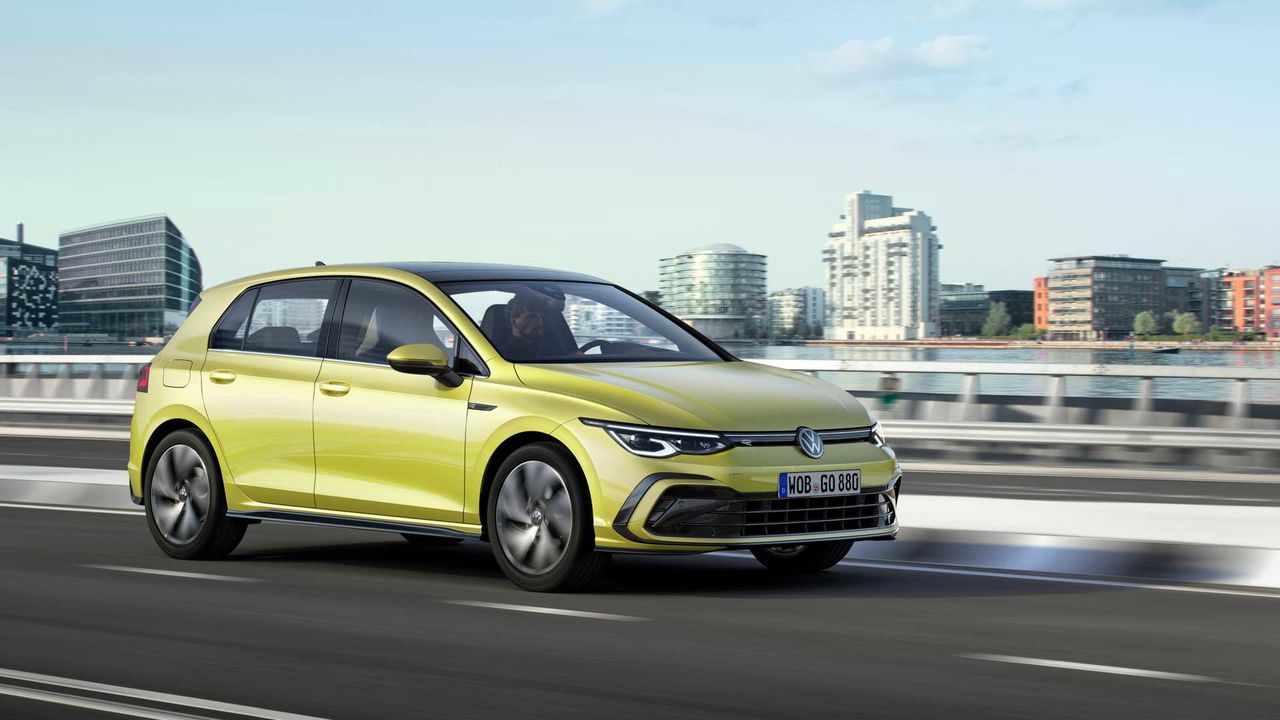 Представлен Volkswagen Golf восьмого поколения.