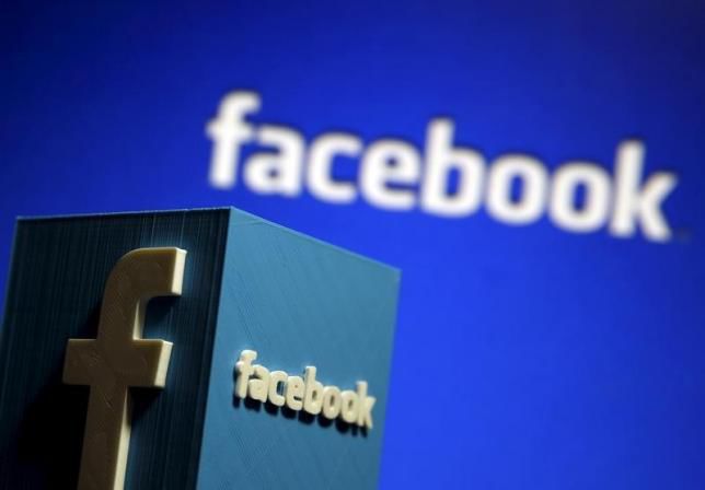 Veniturile reţelei de socializare Facebook au crescut anul trecut cu 44%, la 17,93 miliarde de dolari.