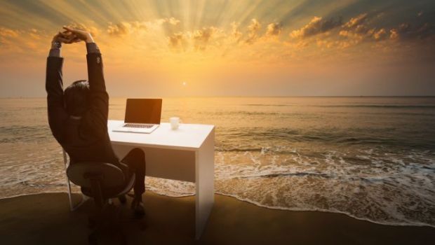 Remote sau de la birou? Angajații se simt mai productivi acasă