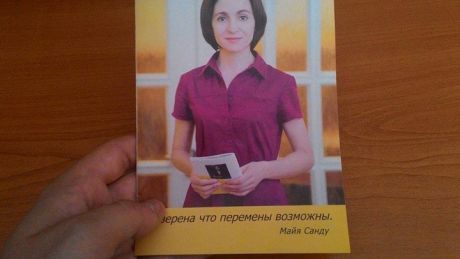 Филолог прокомментировал безграмотные брошюры Майи Санду.