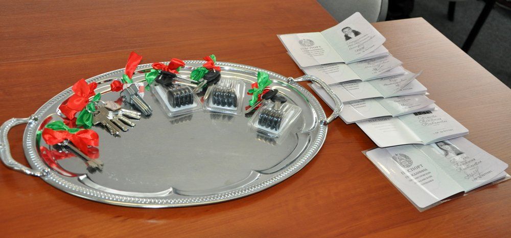 Детям-сиротам Рыбницы вручили ключи от квартир.