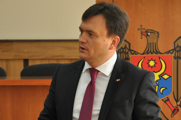 Organele de Poliţie şi Procuratura nu deţineau informaţii despre faptul că, locuitorul satului Durlesti, Mihail Amerberg, este un activist al Partidului Comuniştilor,