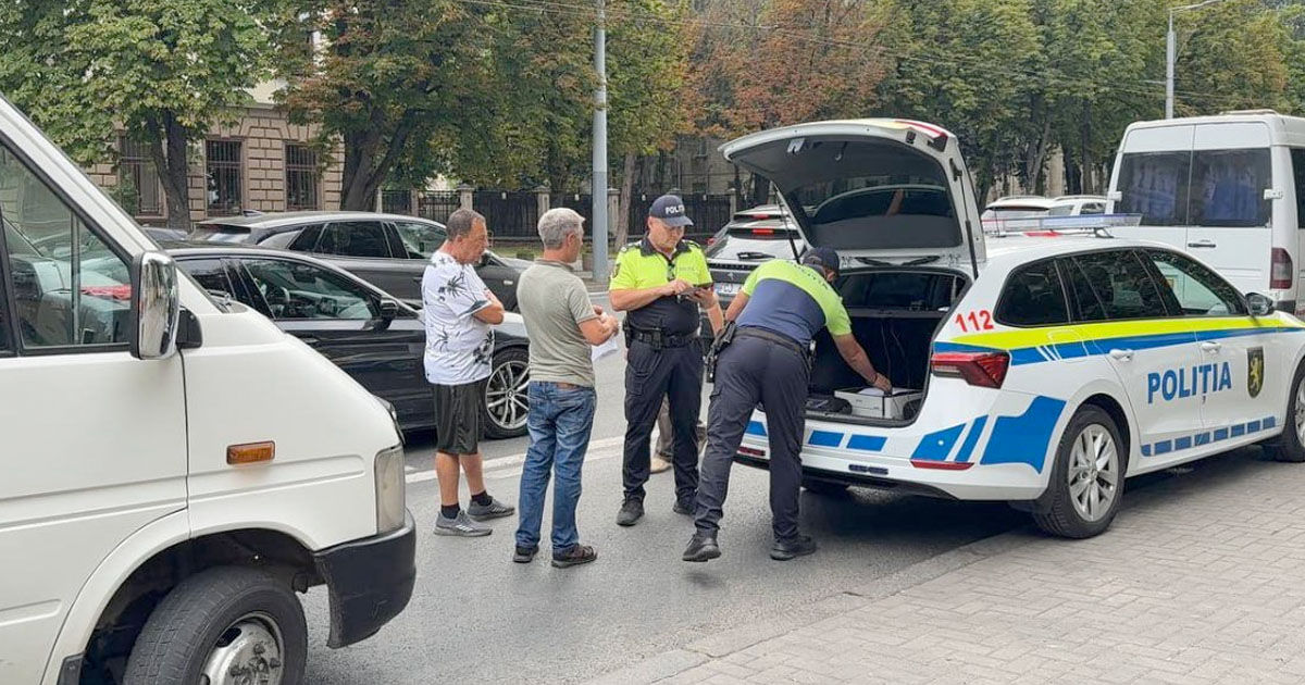 Mai mulți șoferi s-au ales cu amenzi la protestul transportatorilor.