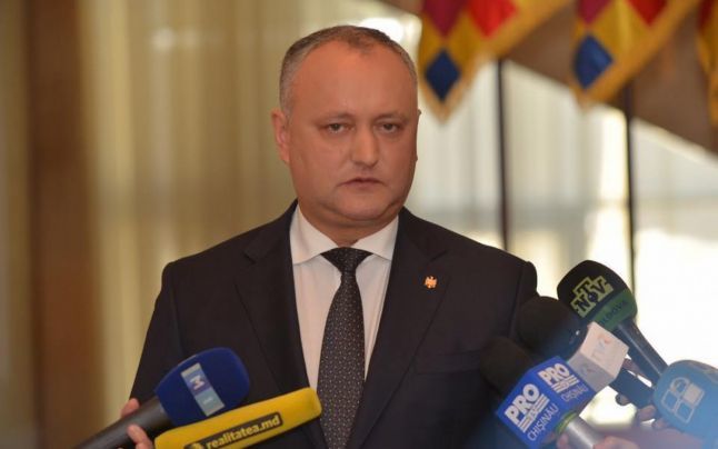 Dodon - comandantul suprem al Armatei vrea ca ministrul Apărării să fie din echipa lui