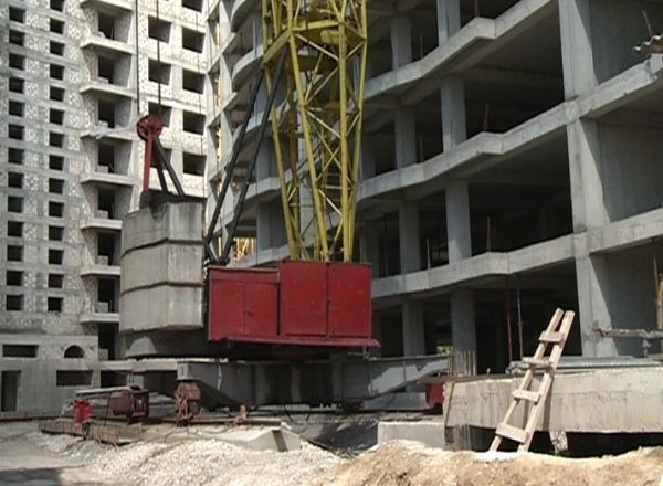 Grav accident de muncă pe un şantier din oraşul Bălţi. Foto: protv.md