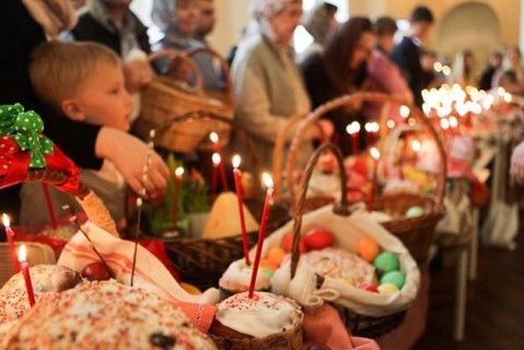 Согласно итогам исследования, принять участие в службе в Пасхальную ночь намерены 62% кишиневцев.