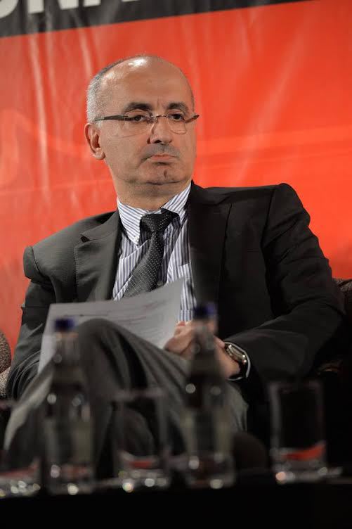 Președinte al societății Europene de Chirurgie Toracică.
