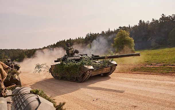 Украина отправила танки Т-84 на учения в Германию.