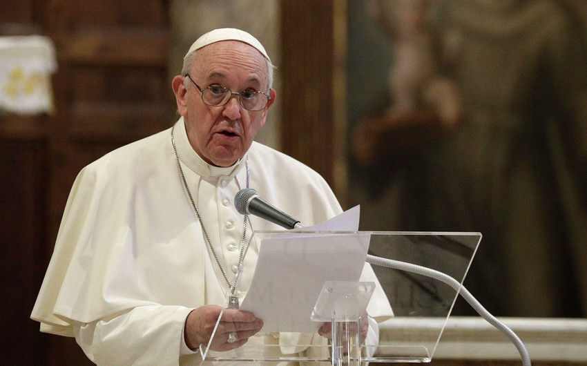 Papa Francisc a vorbit despre tentativa eșuată de dublu asasinat din Irak.