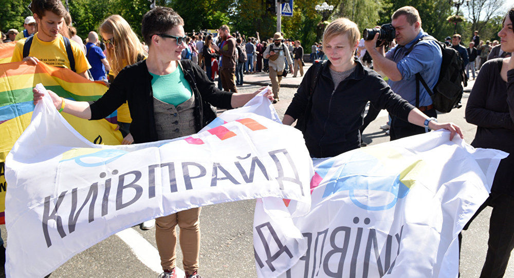 Azi la Kiev a avut loc un marș al homosexualilor. Foto: Sputnik/ Стрингер