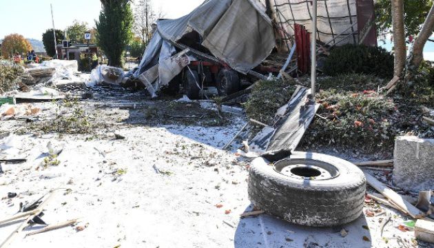 В Германии поезд столкнулся с фурой: 17 пострадавших.
