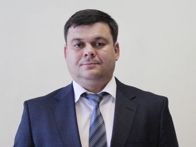 Functia de vicepresedinte al Parlamentului i-a revenit deputatului democrat Sergiu Sarbu.