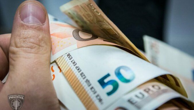 Экс-полицейскому грозит до 5 лет тюрьмы за взятку в 500 евро.