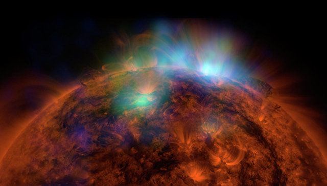 NASA опубликовало видео с корональной дырой на Солнце.