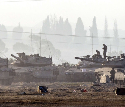 Schimburile de rachete intre Israel si Gaza continua inca de duminica seara.