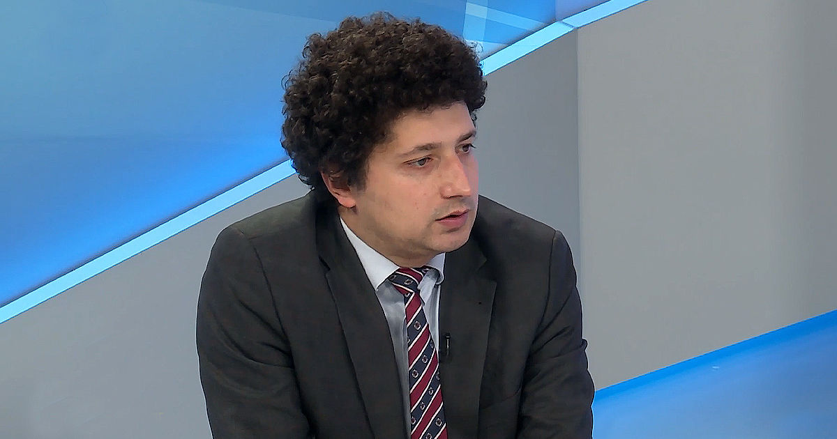 Депутат PAS Раду Мариан.