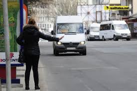 Primăria Chişinău a modificat itinerarele mai multor rute de microbuz. Foto: realitatea.md