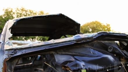 Un Rover şi un BMW s-au tamponat aseară pe traseul Chișinău-Răzeni, în apropierea comunei Băcioi, municipiul Chișinău.