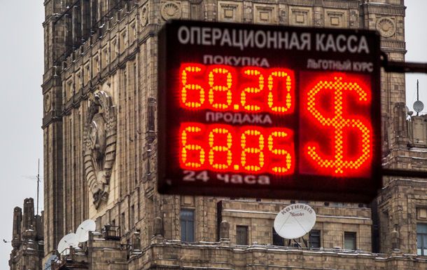 Лучше всех пока удается выйти из ситуации Казахстану, несмотря на падение цен на нефть, которое задело его меньше, чем туже Россию. Неплохую устойчивость демонстрирует и скромная Молдова.