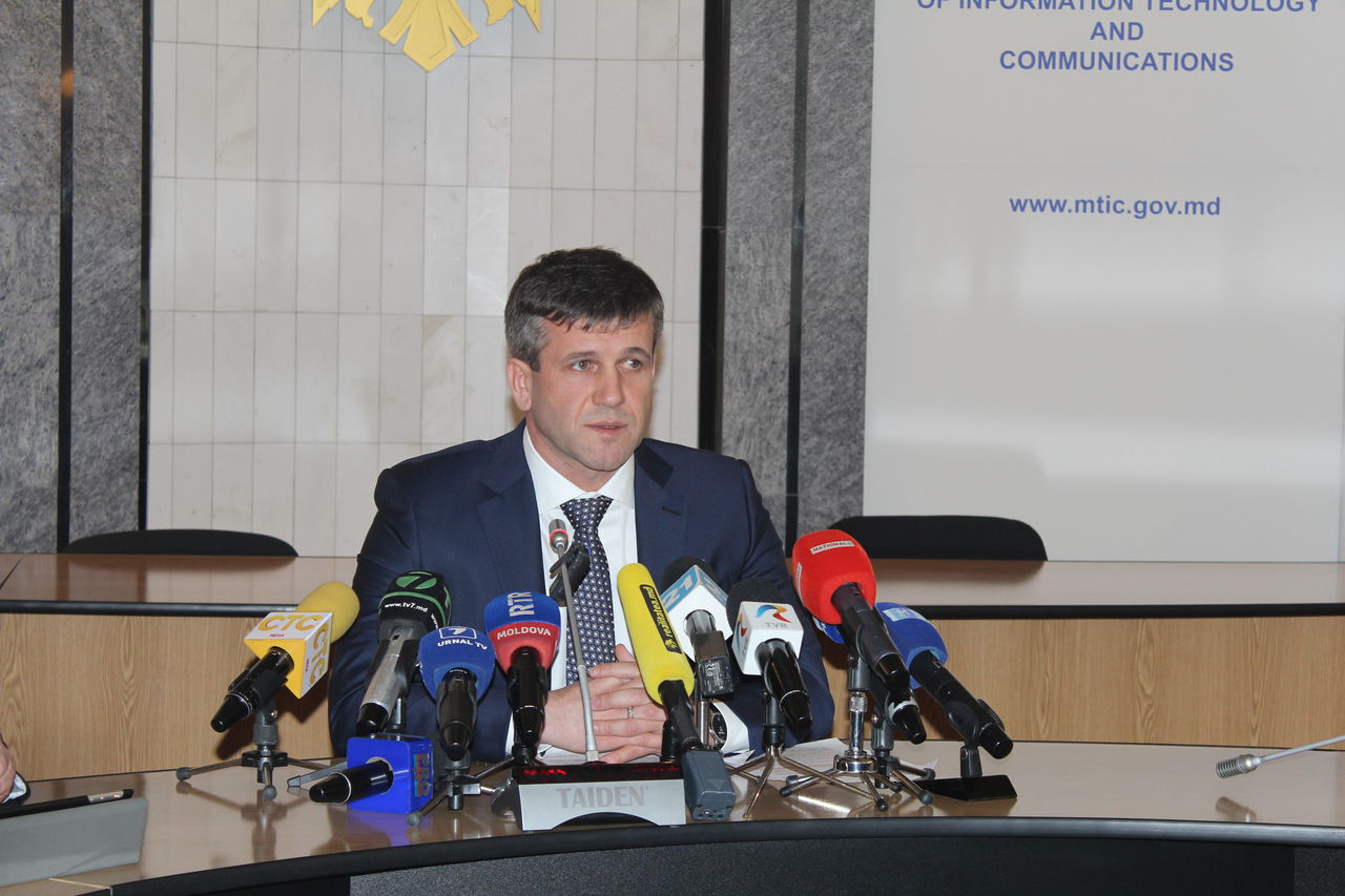 Министр информационных технологий и связи Василе Ботнарь . Фото: mtic.gov.md