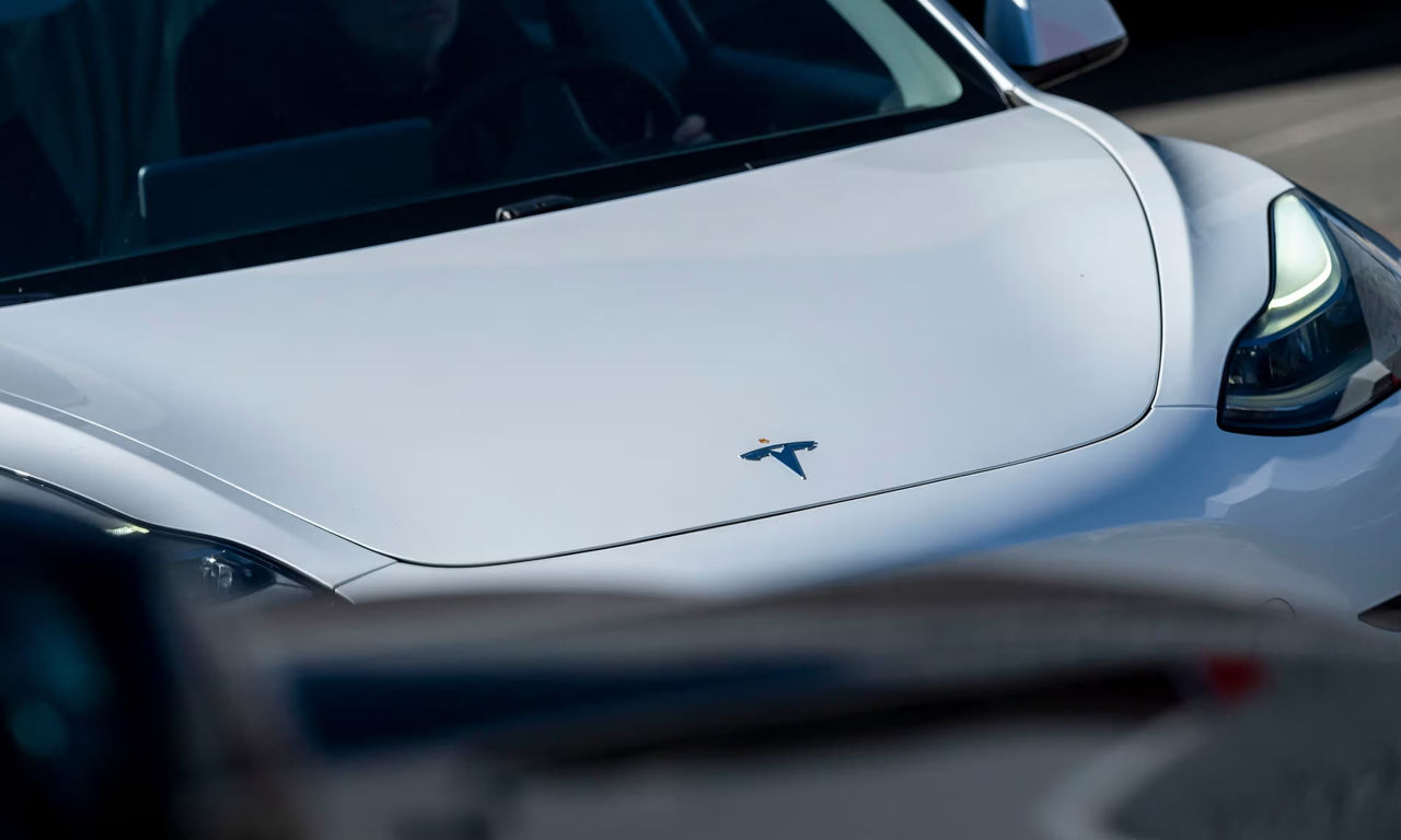 В Австралии резко обвалились продажи Tesla.