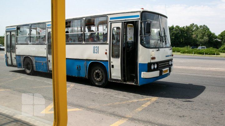 Жители Гидигича возмущены состоянием рейсовых автобусов до Кишинева.