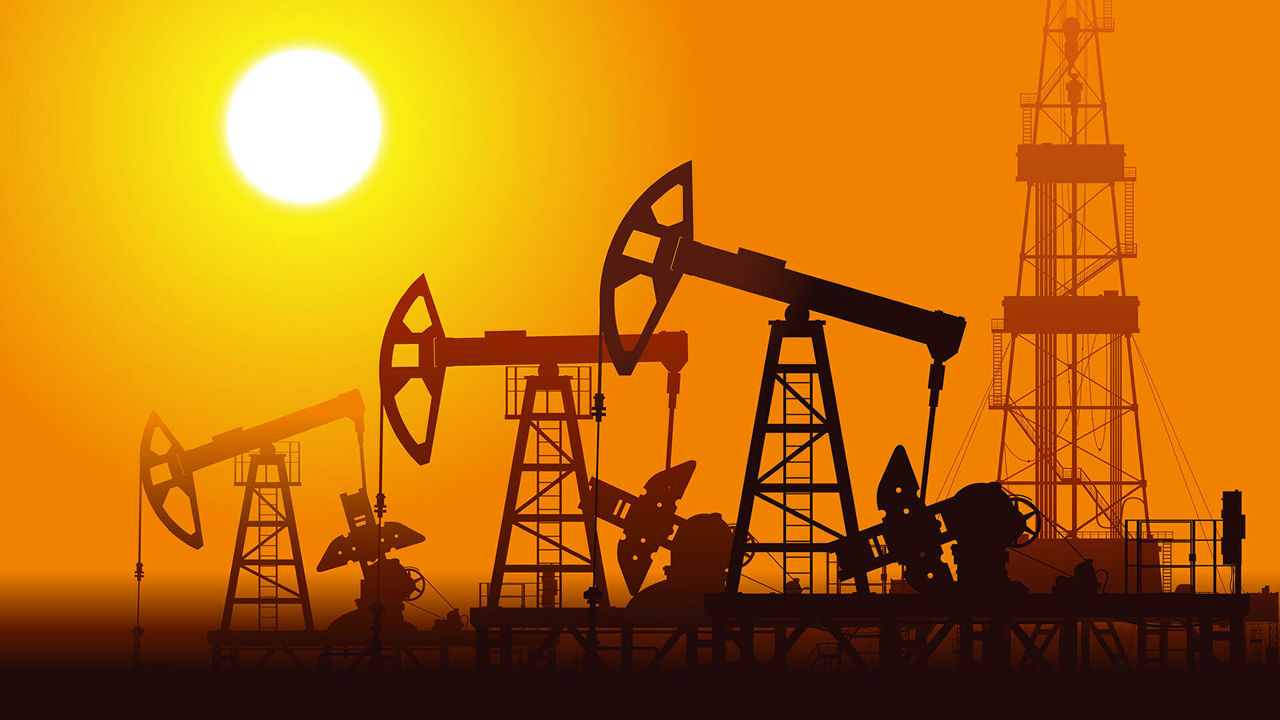 Цена Brent остается выше $82 за баррель.