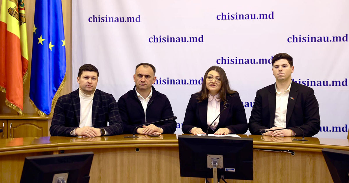 Ceban, acuzat de un consilier PAS de tolerarea schemelor de corupţie în organizarea meselor pentru copii.