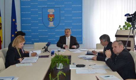 Trei cazuri noi de încălcare a regimului juridic al declarării veniturilor şi proprietăţii. Foto: cni.md