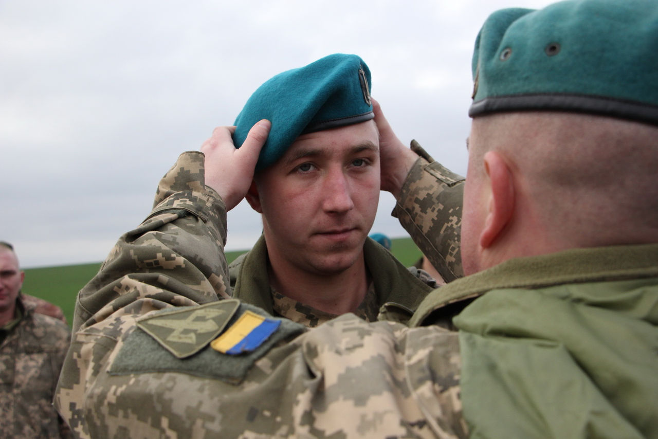 Президент Румынии попросил создать центр обучения украинских морских пехотинцев.