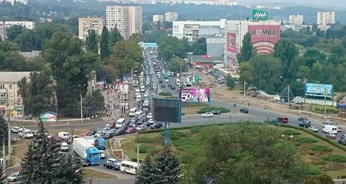 Дороги Кишинева строились еще 40 лет назад. Фото: sputnik.md