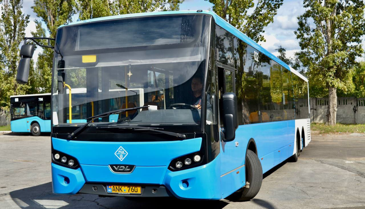 Primăria Chișinău anunță modificări în circulația a trei rute de autobuz.