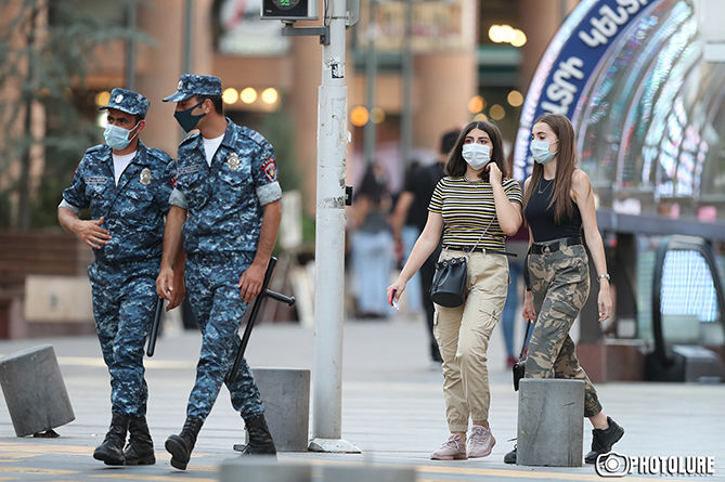 В Армении ввели карантин до 11 января 2021 года. Фото: newsarmenia.am.