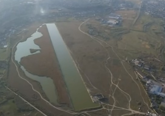 Вода в этом водоеме не соответствует ни одному из показателей санитарных норм.
